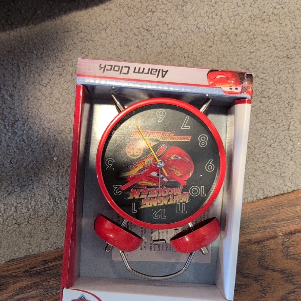 Cars Red Alarm Clock - Picture 4 of 5